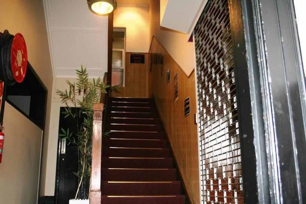 A Pousada Mad Monkey Melbourne Exterior foto